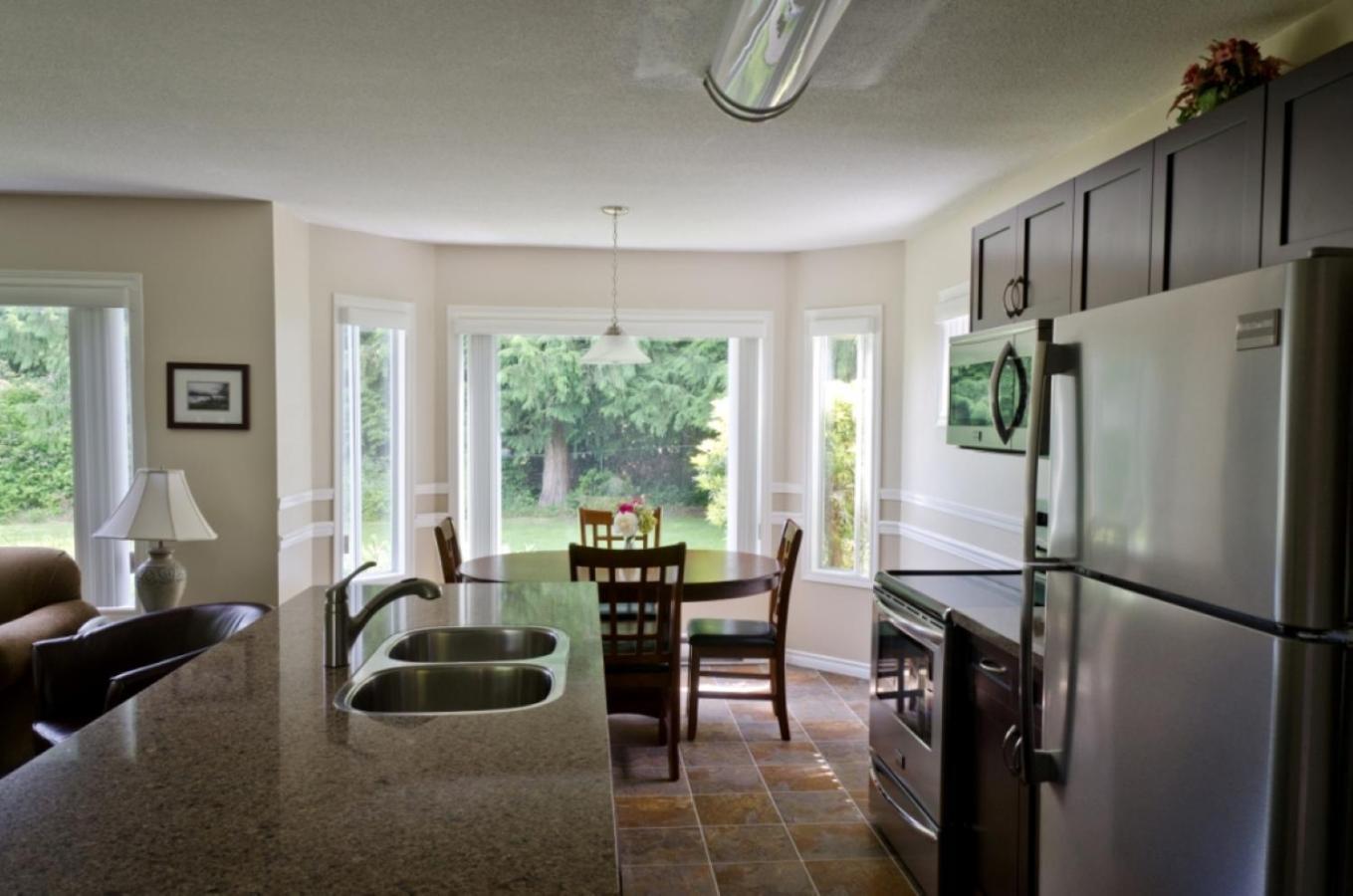 Ocean Trails 4* Parksville